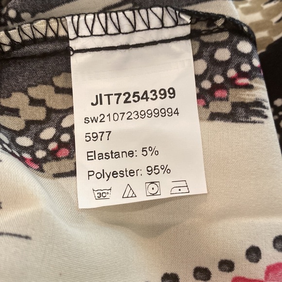 Blouse with v-neck - Picture 4 of 4